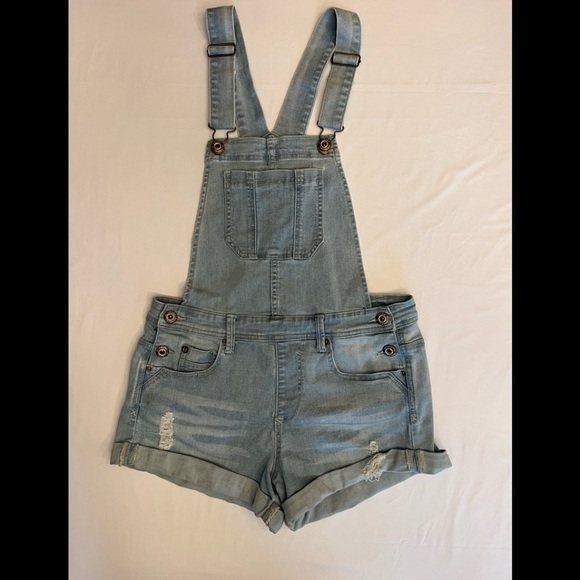 Vevel Women’s Denim Size M Shortalls NWOT - Picture 3 of 8